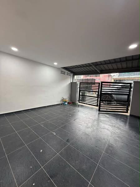 Rumah Teres 2 Tingkat untuk Dijual di Permas Jaya (Johor Bahru) - Elissa Chong - PropertyGuru.com.my