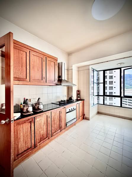 Kondominium untuk Dijual di The Regency Condominium - Cheryl Chng - Kitchen - PropertyGuru.com.my