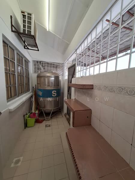 2.5-storey Terraced House for Sale in Bayan Hill Homes (Puchong) - Shanice Low - Balcony - PropertyGuru.com.my