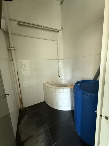 Shop for Rent in Kampung Baru Seri Kembangan (Seri Kembangan) - Joey Wong - Interior - PropertyGuru.com.my