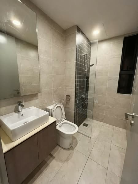 Service Residence for Rent at Millerz Square Serviced Residence - Sara Low - Bathroom - PropertyGuru.com.my