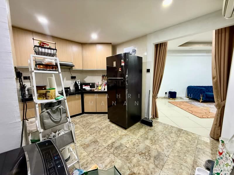 Condominium for Sale at Villa Wangsamas - Saiful Bahri Abdul Manan - Kitchen - PropertyGuru.com.my