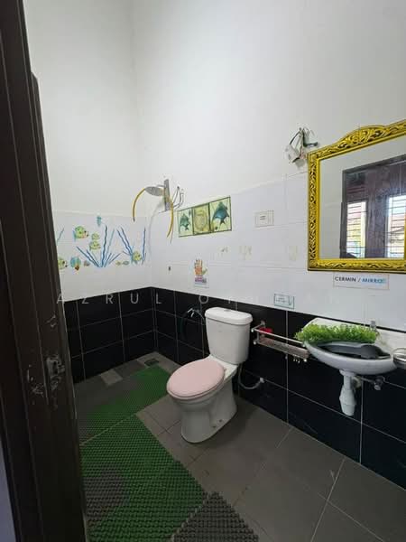 Semi-Detached House for Sale in Batu Kikir (Negeri Sembilan) - Azrul Othman - Bathroom - PropertyGuru.com.my