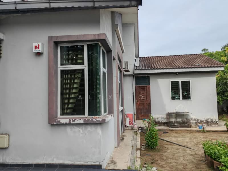 Bungalow for Sale in Taman Saujana Indah (Lunas) - Alex Ho - Exterior - PropertyGuru.com.my