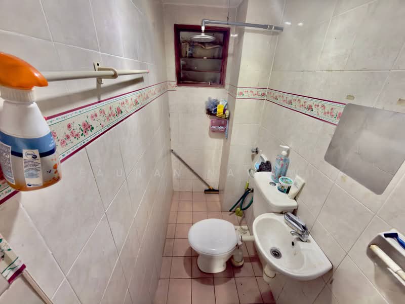 Kondominium untuk Dijual di Laksamana Puri - Fauran Nawawi - PropertyGuru.com.my