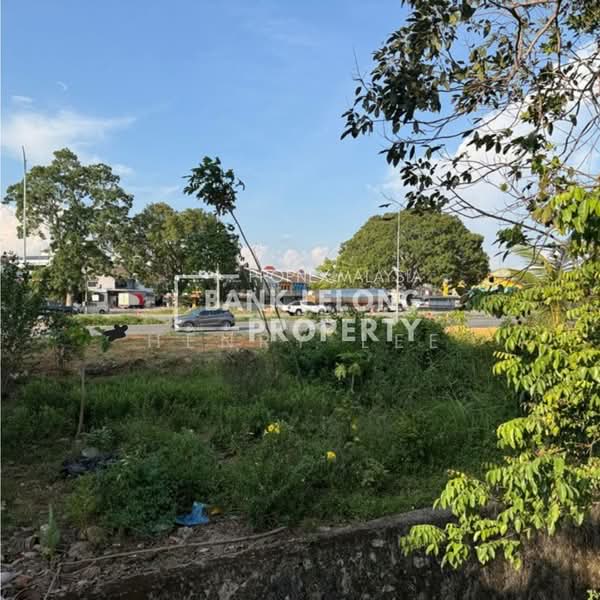 Rumah Teres 1 Tingkat untuk Dijual di Taman Rinting (Masai) - Henry Lee - Exterior - PropertyGuru.com.my