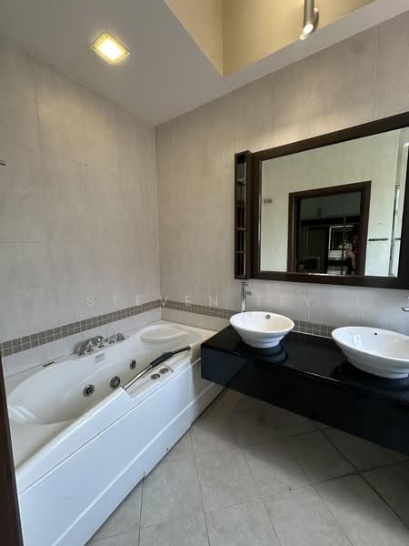 Bungalow for Sale in Setia Eco Park (Setia Alam) - Steven Tey - Bathroom - PropertyGuru.com.my