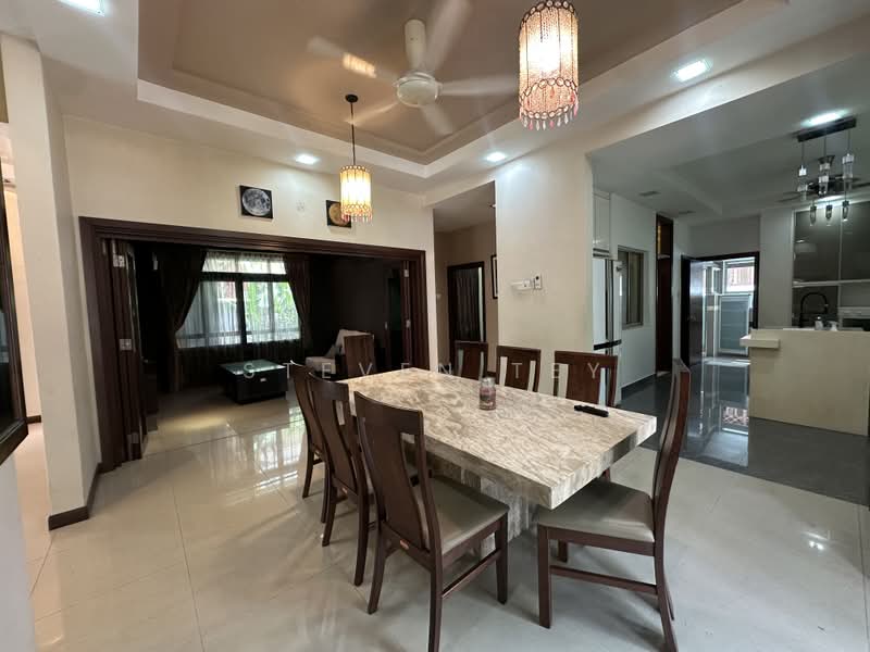 Bungalow for Sale in Setia Eco Park (Setia Alam) - Steven Tey - Dining Room - PropertyGuru.com.my