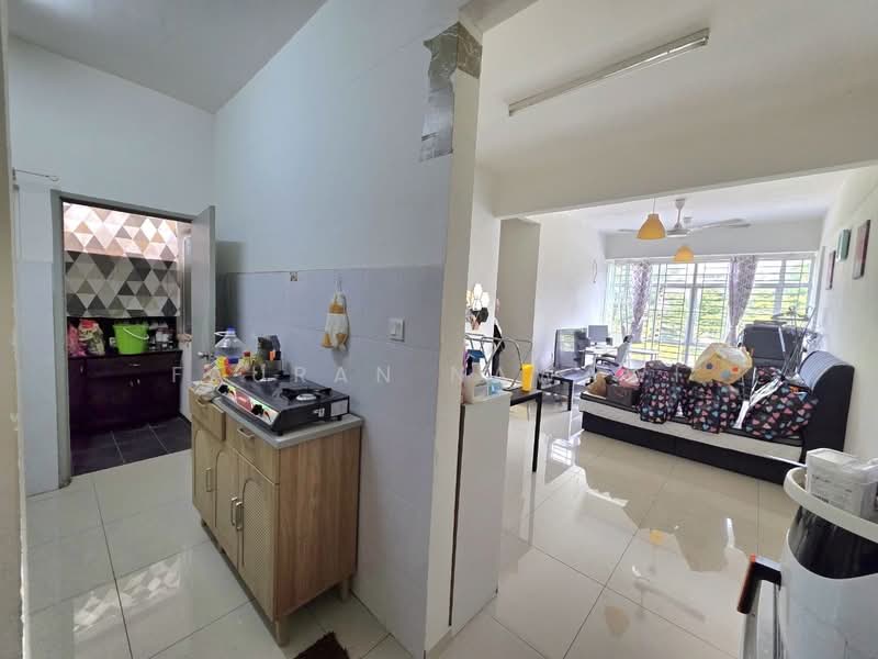 Pangsapuri untuk Dijual di Crestin Park Apartment - Fauran Nawawi - PropertyGuru.com.my