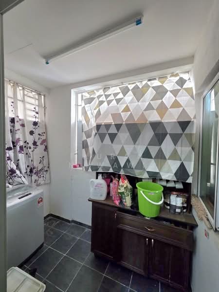 Pangsapuri untuk Dijual di Crestin Park Apartment - Fauran Nawawi - PropertyGuru.com.my
