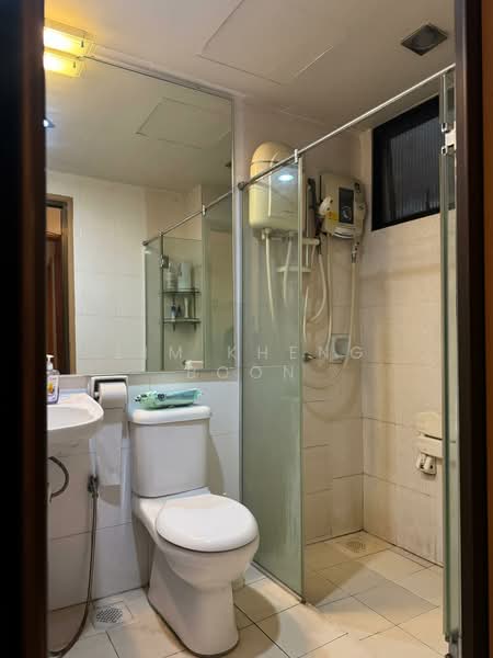 Servis Apartment untuk Dijual di D'Alamanda - LIM KHENG BOON - Bathroom - PropertyGuru.com.my