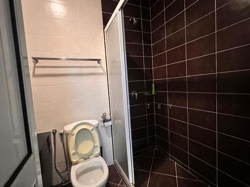 Rumah Berkembar untuk Dijual di Setia Eco Park (Setia Alam) - Steven Tey - Bathroom - PropertyGuru.com.my