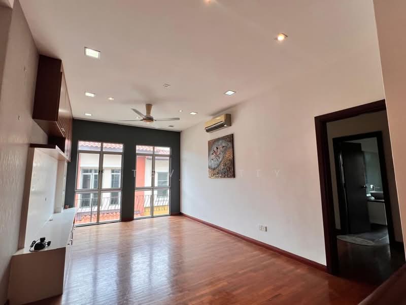 Rumah Berkembar untuk Dijual di Setia Eco Park (Setia Alam) - Steven Tey - Living Room - PropertyGuru.com.my