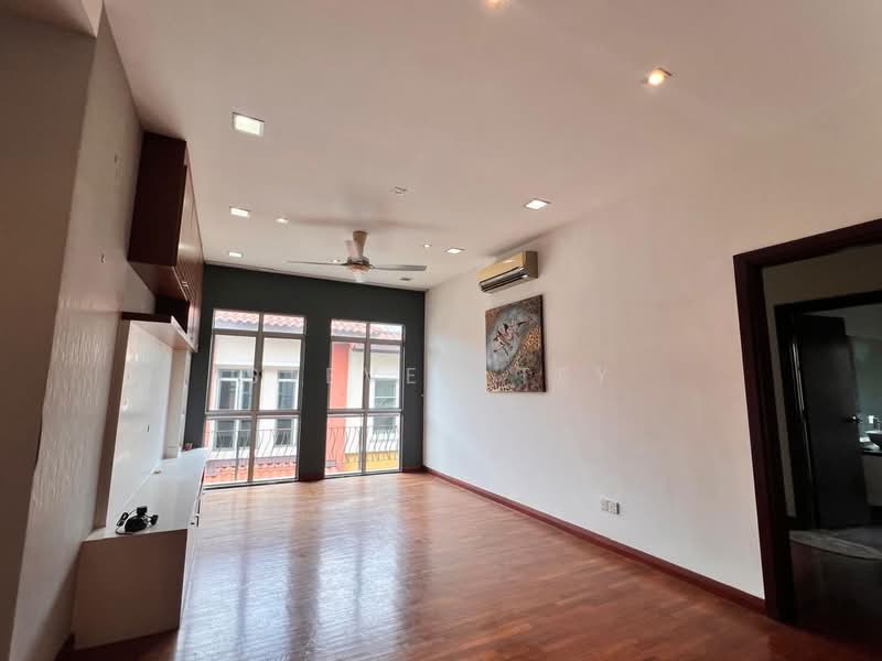 Rumah Berkembar untuk Dijual di Setia Eco Park (Setia Alam) - Steven Tey - Living Room - PropertyGuru.com.my