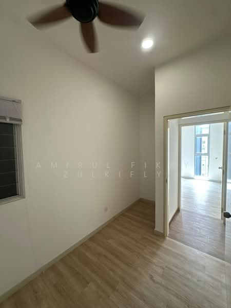 Condominium for Rent at Lakefront Homes - Amirul Fikry Zulkifly - Interior - PropertyGuru.com.my