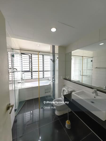 Condominium for Sale at KM1 West - Mak Oliver - Bathroom - PropertyGuru.com.my