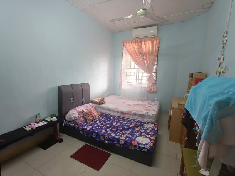 1-storey Terraced House for Sale in Taman Universiti (Skudai) - Sausa Lee - Bedroom - PropertyGuru.com.my