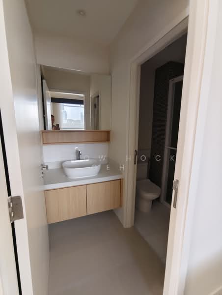 Servis Apartment untuk Disewa di Verve Suites - Cheow Hock Geh - Bathroom - PropertyGuru.com.my