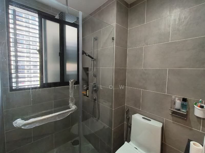 Servis Apartment untuk Dijual di The Tropika - TS Low - Bathroom - PropertyGuru.com.my