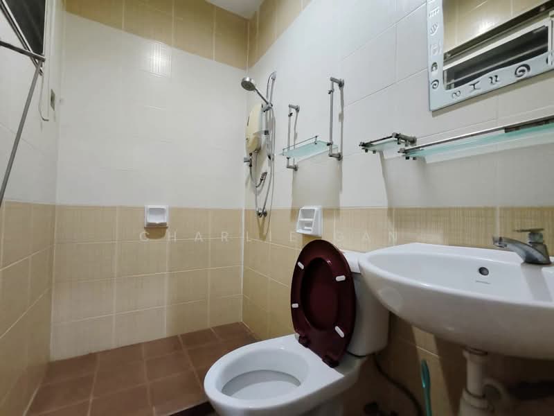 2-storey Terraced House for Rent in Kota Kemuning (Shah Alam) - Charlie Gan - Bathroom - PropertyGuru.com.my