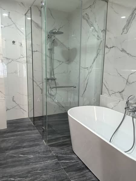 Servis Apartment untuk Disewa di Core Residence @ TRX - Calvin Poh - Bathroom - PropertyGuru.com.my
