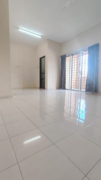 Rumah Teres 2 Tingkat untuk Dijual di Seremban City Centre (Seremban) - Irene Siew - Living Room - PropertyGuru.com.my