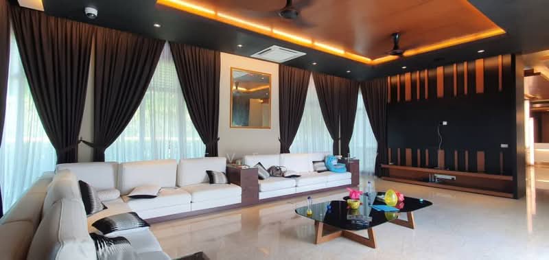 Bungalow for Sale in Setia Eco Park (Setia Alam) - Steven Tey - Living Room - PropertyGuru.com.my