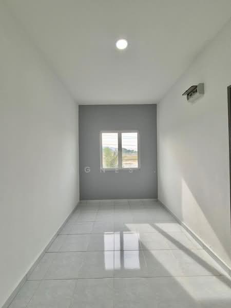 2.5-storey Terraced House for Sale in Taman Pulai Utama (Skudai) - Agnes . - PropertyGuru.com.my