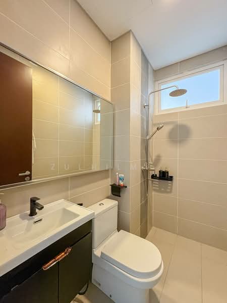 Rumah Teres 3 Tingkat untuk Dijual di Bukit Jelutong (Shah Alam) - Zulhilmi . - PropertyGuru.com.my
