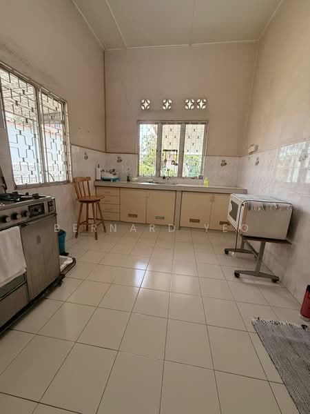 Rumah Banglo untuk Dijual di Seksyen 12 (Petaling Jaya) - Bernard Yeo - Kitchen - PropertyGuru.com.my