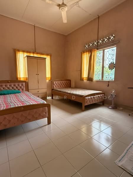 Rumah Banglo untuk Dijual di Seksyen 12 (Petaling Jaya) - Bernard Yeo - Bedroom - PropertyGuru.com.my