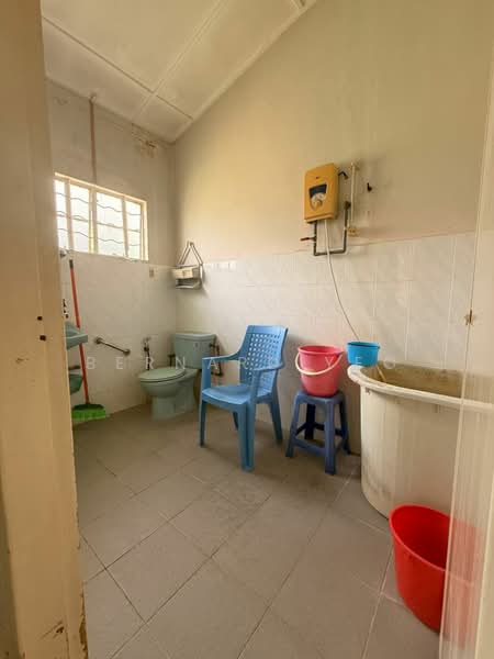 Rumah Banglo untuk Dijual di Seksyen 12 (Petaling Jaya) - Bernard Yeo - Bathroom - PropertyGuru.com.my