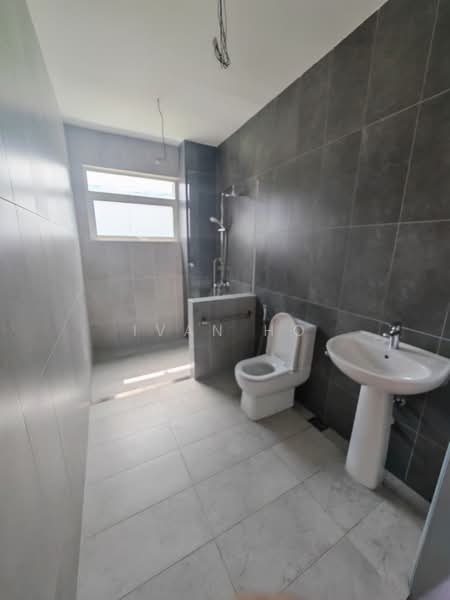 Bungalow for Sale in La Promenade (Samarahan) - Ivan Ho - Bathroom - PropertyGuru.com.my