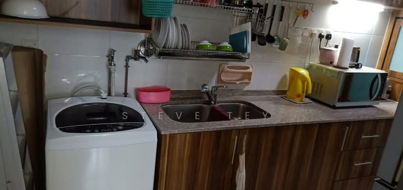 Service Residence for Sale at The Sky Executive Suites - Steve Tey - Kitchen - PropertyGuru.com.my