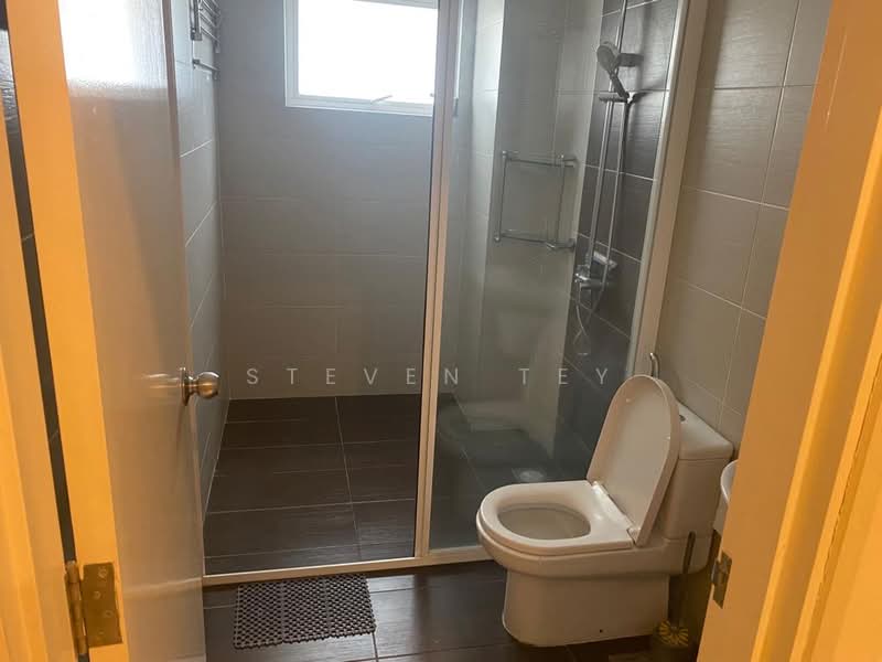 Rumah Berkembar untuk Dijual di Setia Eco Park (Setia Alam) - Steven Tey - Bathroom - PropertyGuru.com.my