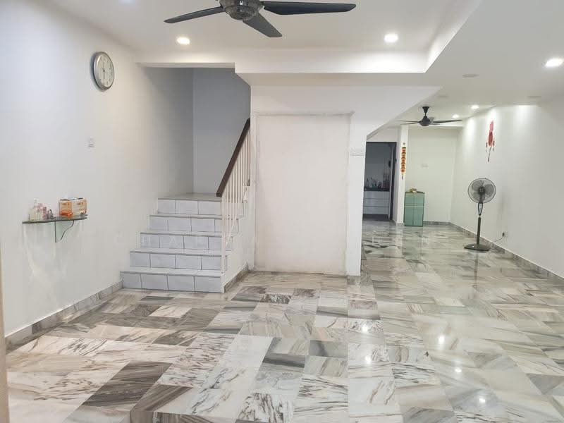 3-storey Terraced House for Sale in Taman Cheras Jaya (Cheras) - Charmaine Tan - Living Room - PropertyGuru.com.my