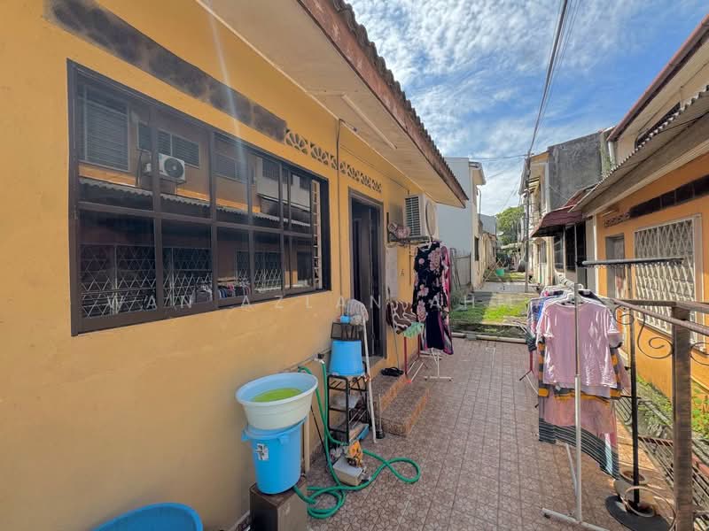 2-storey Terraced House for Sale in Seksyen 10 (Shah Alam) - Wan Azlan Ahmad - PropertyGuru.com.my
