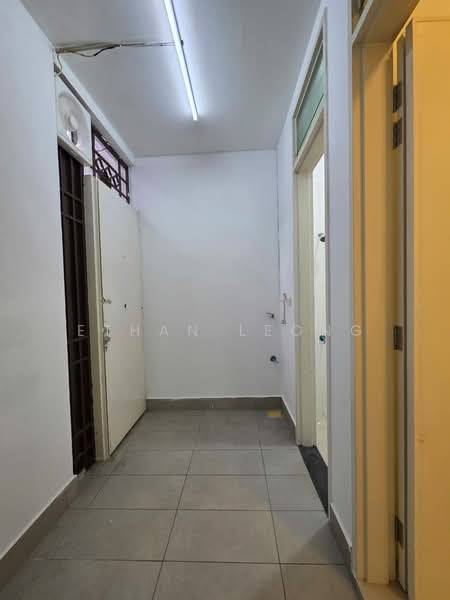 Cluster House for Rent in Eco Majestic (Semenyih) - Ethan Leong - Corridor - PropertyGuru.com.my