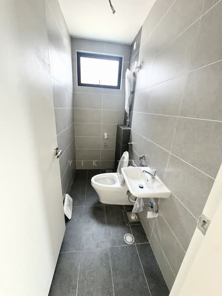Rumah Berkembar untuk Dijual di Taman Gaya (Ulu Tiram) - Yik Tat - PropertyGuru.com.my