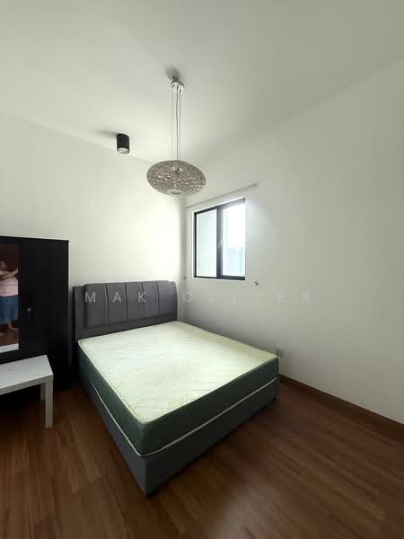 Kondominium untuk Disewa di KM1 West - Mak Oliver - Bedroom - PropertyGuru.com.my