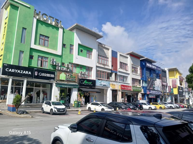 Shop for Sale in Shah Alam (Selangor) - S.C. Tee - Exterior - PropertyGuru.com.my