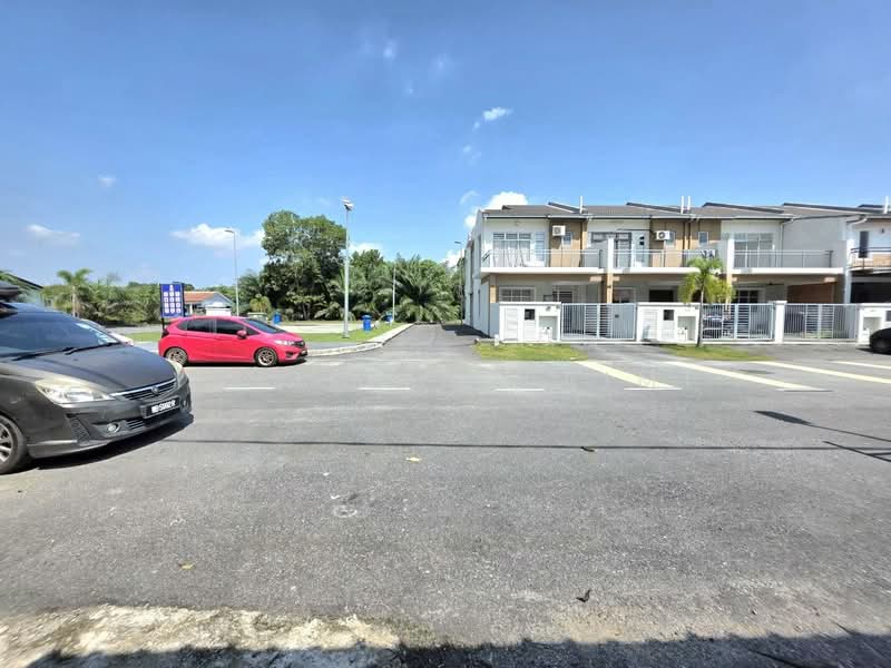 Semi-Detached House for Sale in Telok Panglima Garang (Selangor) - Yazila Sulaimi - Exterior - PropertyGuru.com.my