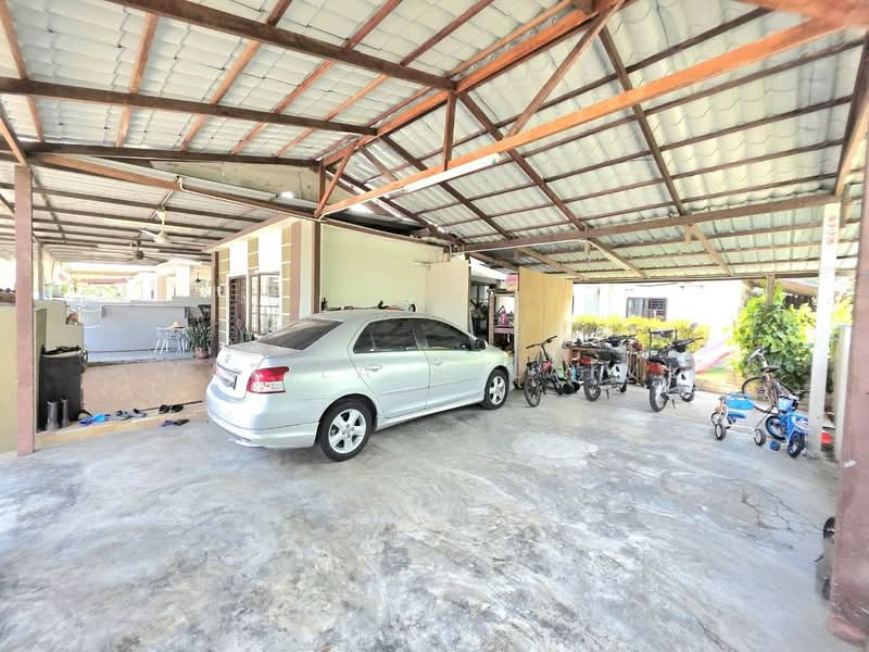 Semi-Detached House for Sale in Telok Panglima Garang (Selangor) - Yazila Sulaimi - Exterior - PropertyGuru.com.my