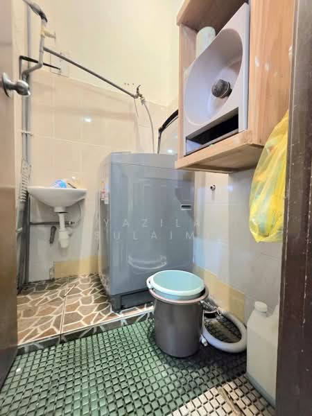 Semi-Detached House for Sale in Telok Panglima Garang (Selangor) - Yazila Sulaimi - Interior - PropertyGuru.com.my