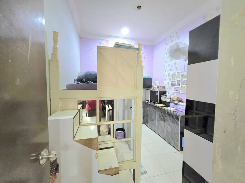 Semi-Detached House for Sale in Telok Panglima Garang (Selangor) - Yazila Sulaimi - Bedroom - PropertyGuru.com.my