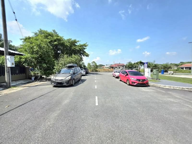 Semi-Detached House for Sale in Telok Panglima Garang (Selangor) - Yazila Sulaimi - Exterior - PropertyGuru.com.my