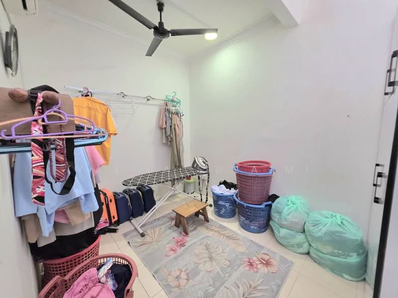 Semi-Detached House for Sale in Telok Panglima Garang (Selangor) - Yazila Sulaimi - Interior - PropertyGuru.com.my