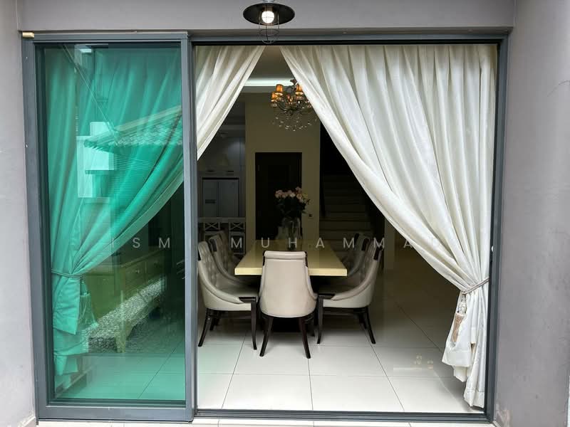 Rumah Berkembar untuk Dijual di Seremban (Negeri Sembilan) - Ismi Muhammad - Dining Room - PropertyGuru.com.my