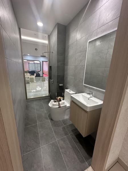 Service Residence for Sale at Paragon Gateway - Edwin Lim - Bathroom - PropertyGuru.com.my