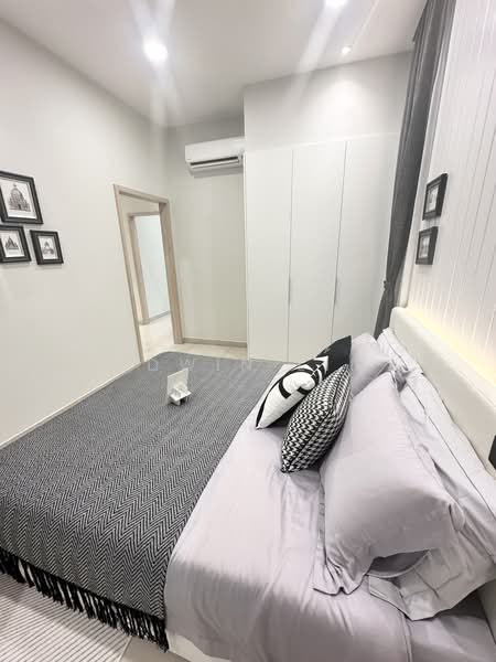 Service Residence for Sale at Paragon Gateway - Edwin Lim - Bedroom - PropertyGuru.com.my